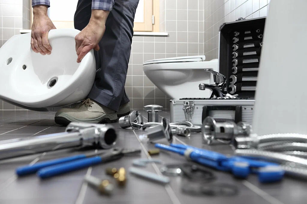 Professional bathroom plumbing repair in Lawndale
